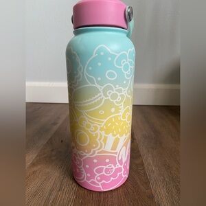 Sanrio Hello Kitty Cafe Exclusive 32oz Water Bottle